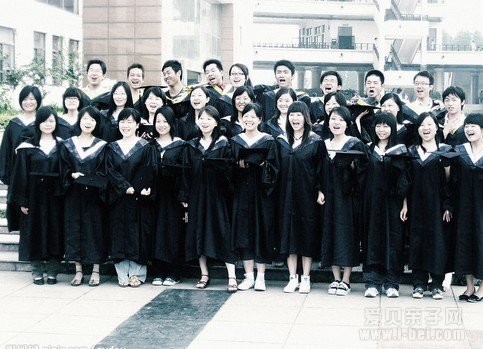 高校毕业生将达727万 人生第一份职业不必太纠结
